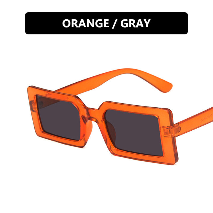 Women's square sunglasses with modern, wide frame and protective UV filter Bowlift