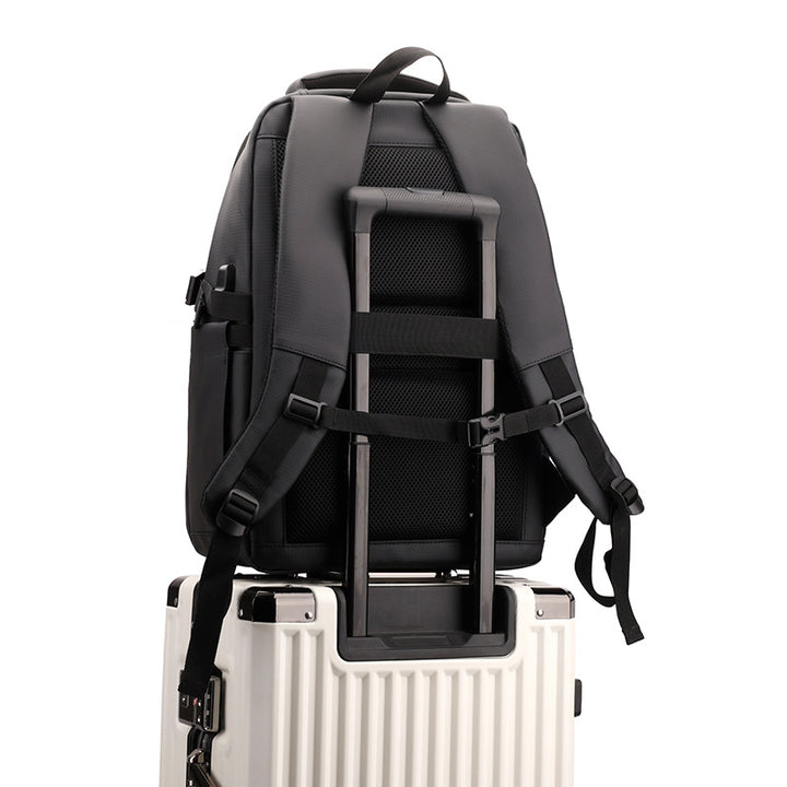Tech-Enhanced Everyday Backpack Bowlift