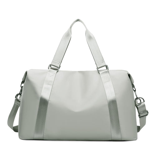 Sporty Duffel Bag with Robust and Water-Repellent Material Bowlift