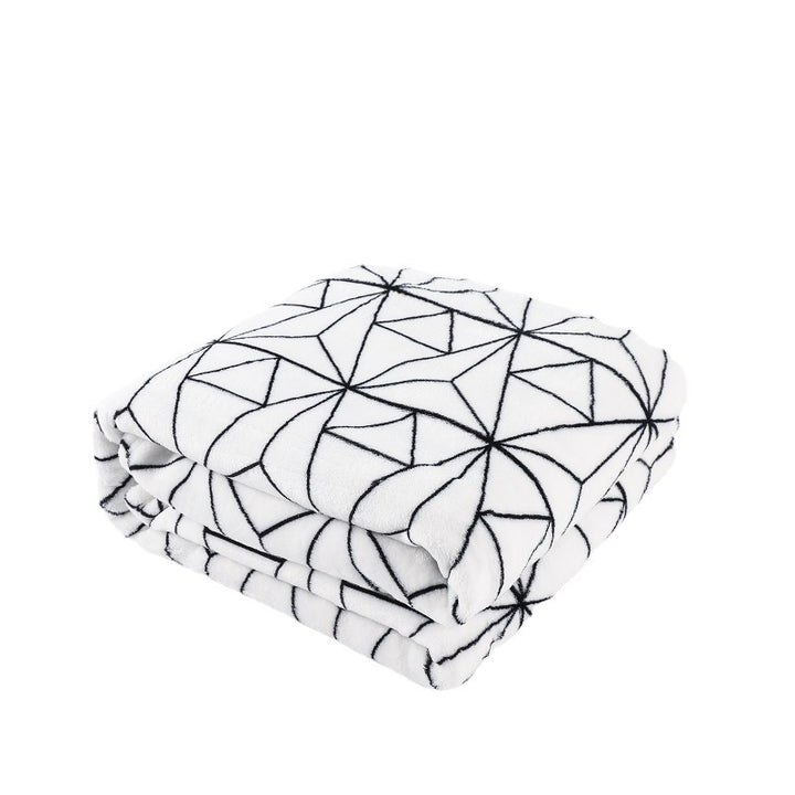 Geometric Pattern Cozy Throw Blanket