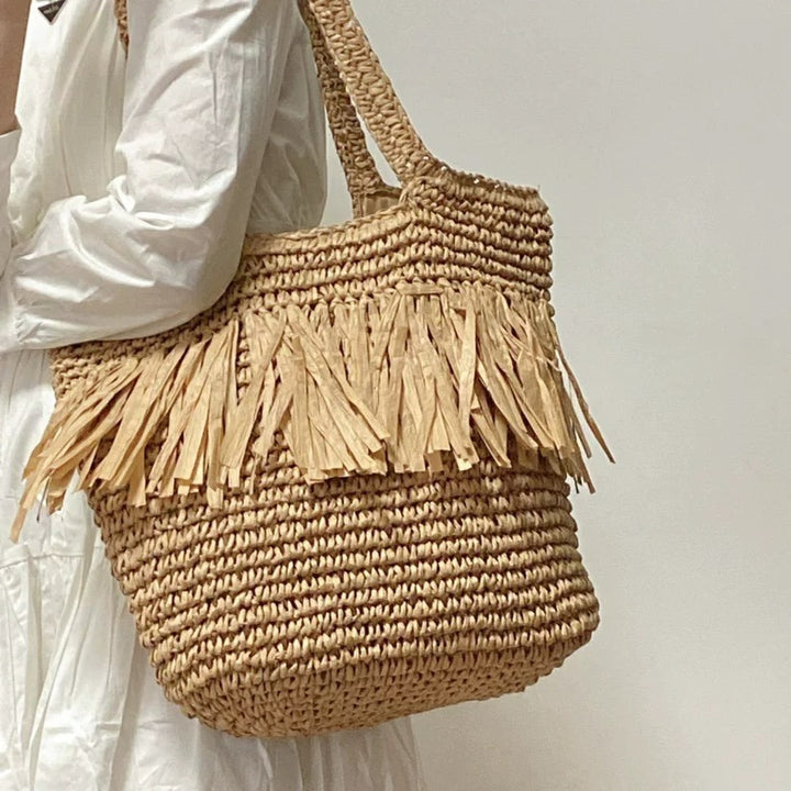 Braided Bag with Fringed Design Bowlift