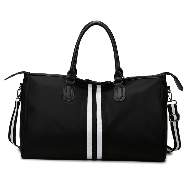 Sporty travel bag with generous storage space Bowlift