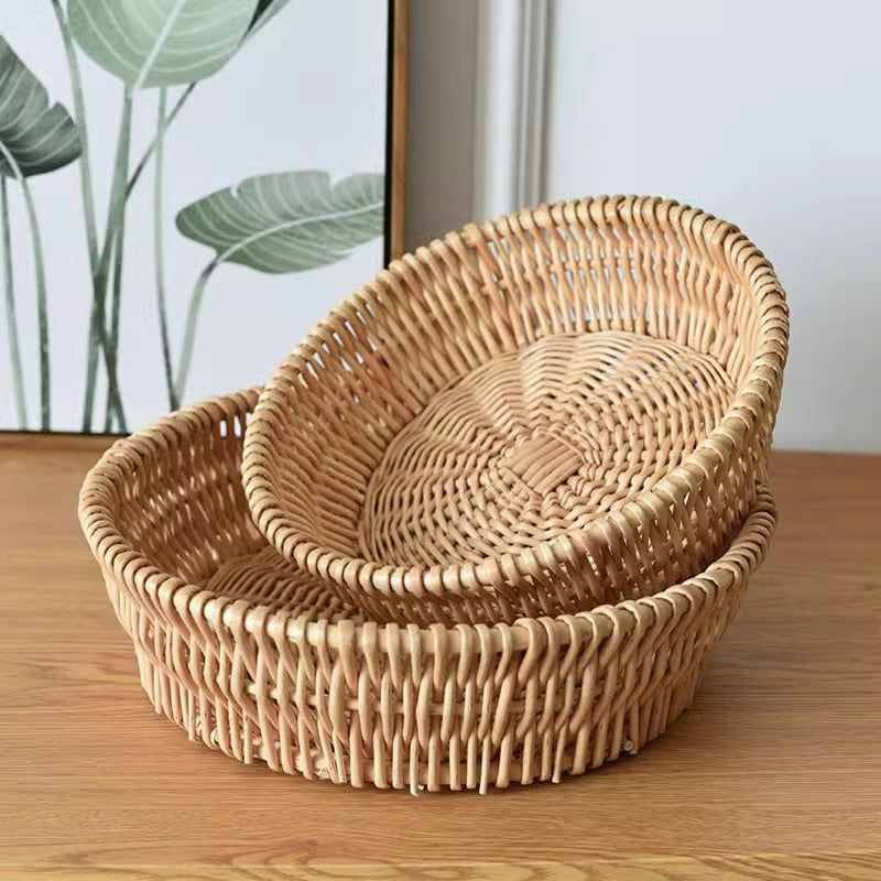 Ladies braided basket with removable inner lining Bowlift