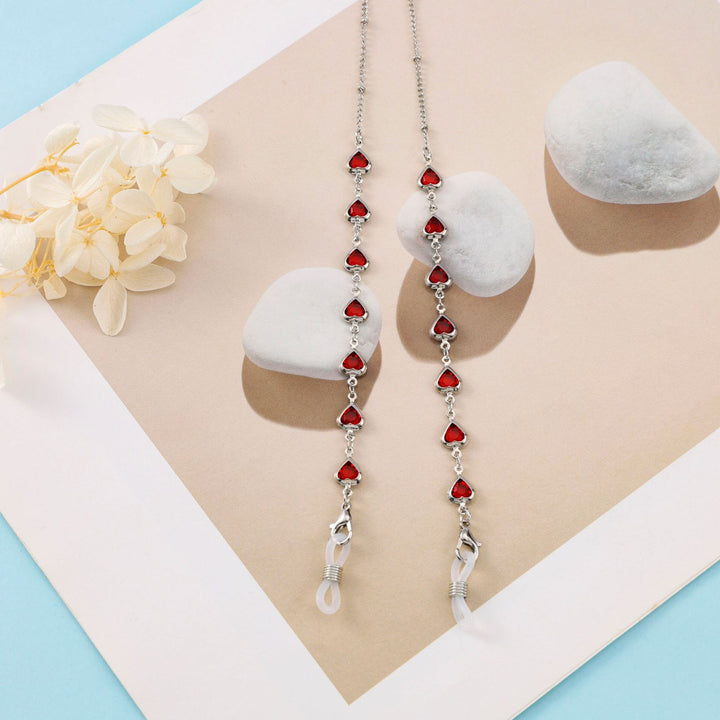 Heart-Shaped Eyewear Chain Bowlift