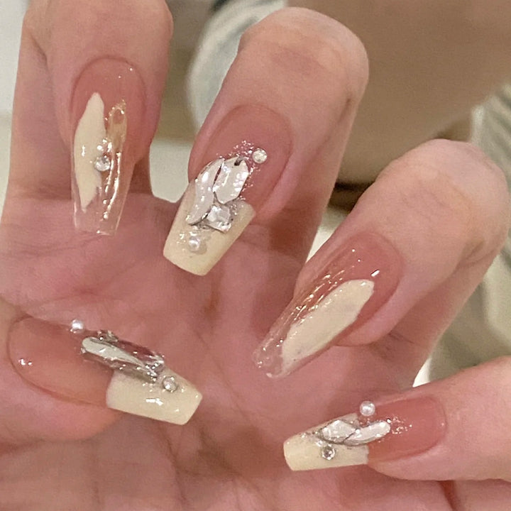 Elegant Deluxe Artificial Nails Bowlift