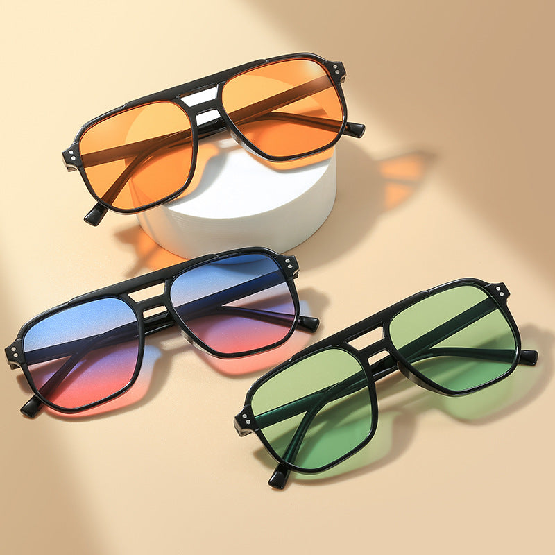 Stylish Wide-Frame Sunglasses Bowlift