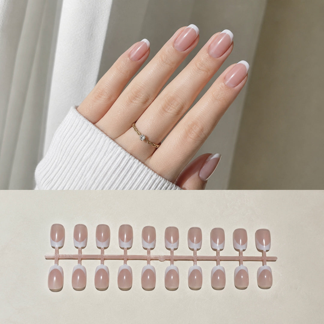 Chic French Tip Press-On Nail Art Set Bowlift