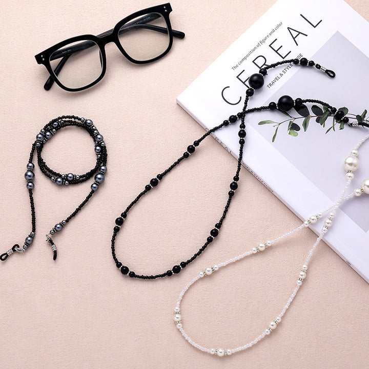 Beaded Eyewear Chain Bowlift