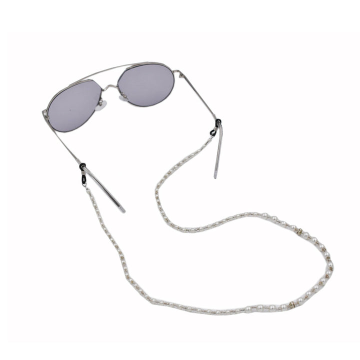 Elegant Pearlescent Eyewear Chain Bowlift