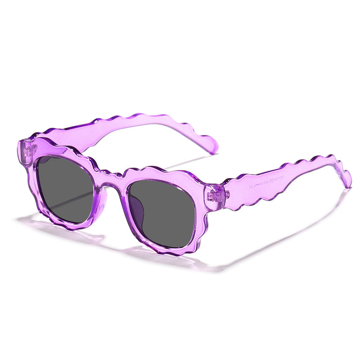 Women's eye-catching sunglasses in creatively designed cloud frame Bowlift
