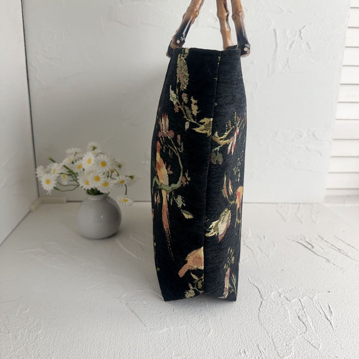 Handbag Bowlift