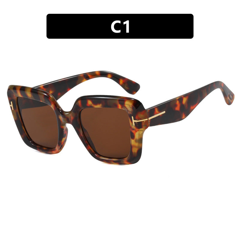 Women's square sunglasses with comfortable plastic frame and UV protection Bowlift