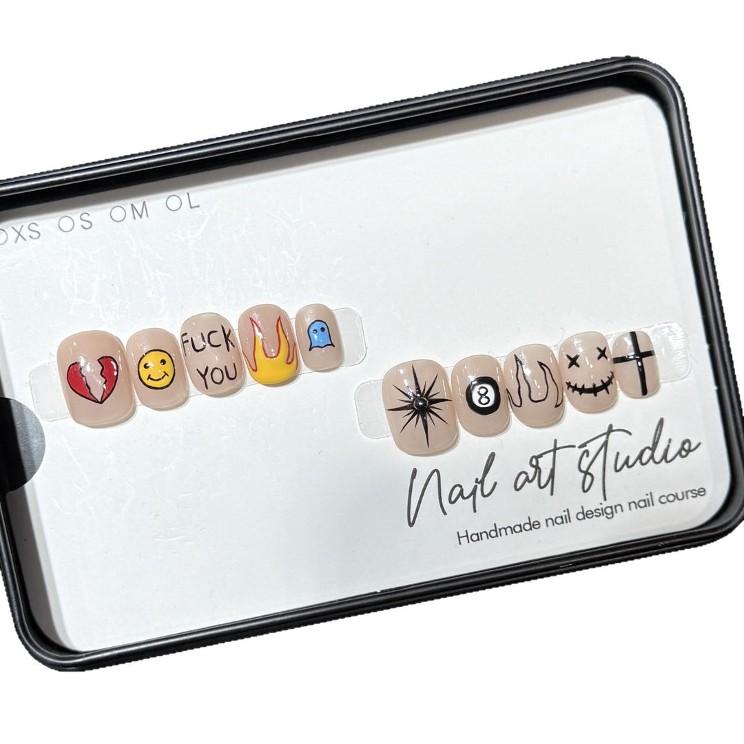 Artistic Press-On Nail Set with Unique Graphic Designs Bowlift