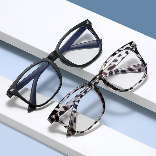 Fashionable Rectangular Glasses Bowlift