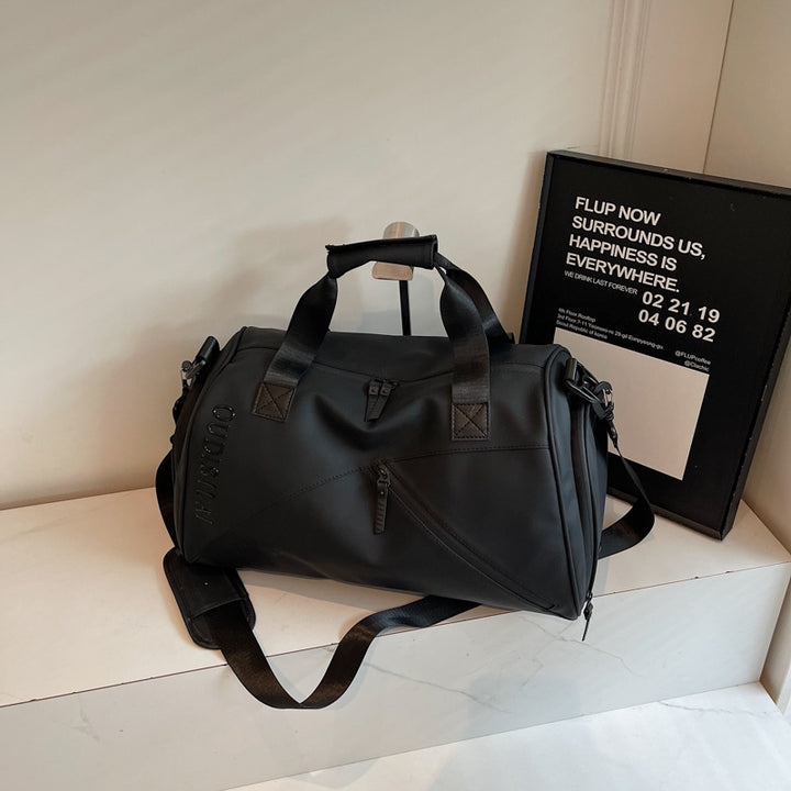 Versatile All-Weather Weekender Duffle Bag