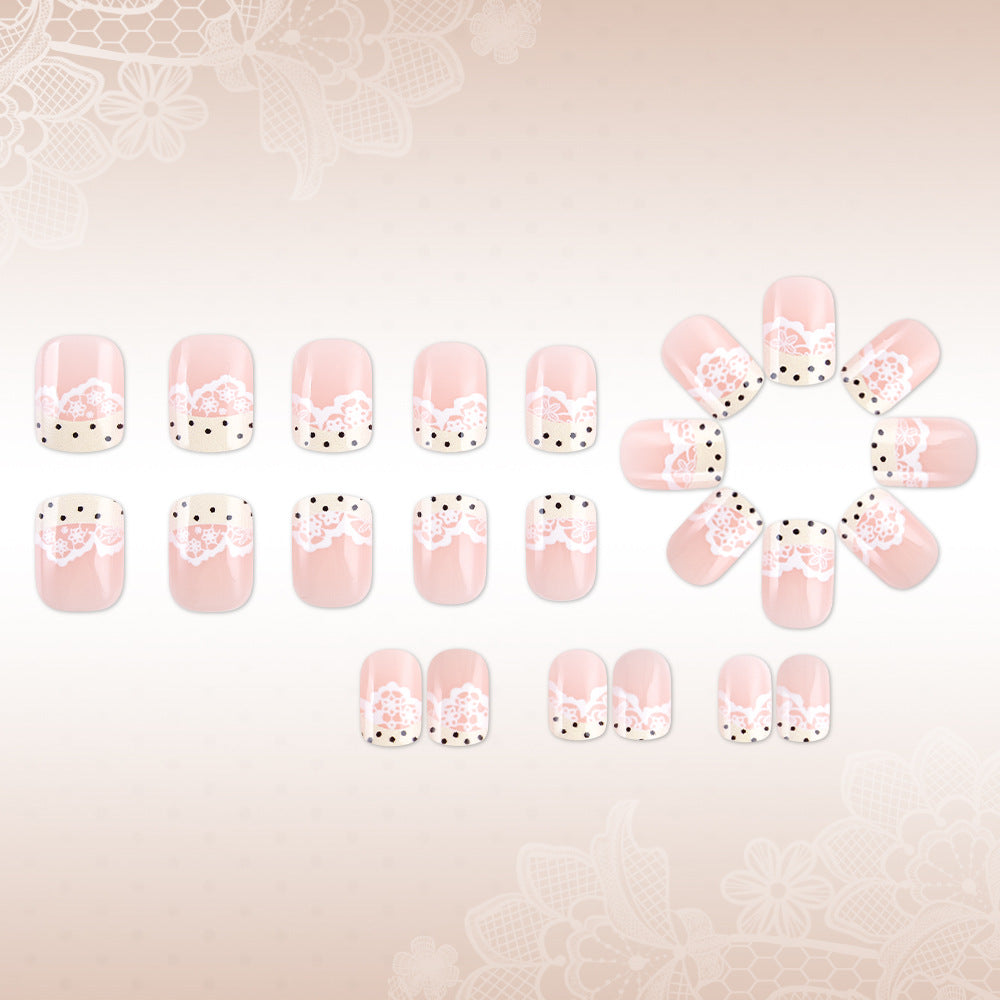 Elegant Lace Design Press-On Nails Bowlift