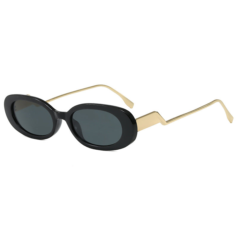 Women's retro-inspired sunglasses with contemporary design and striking frame Bowlift