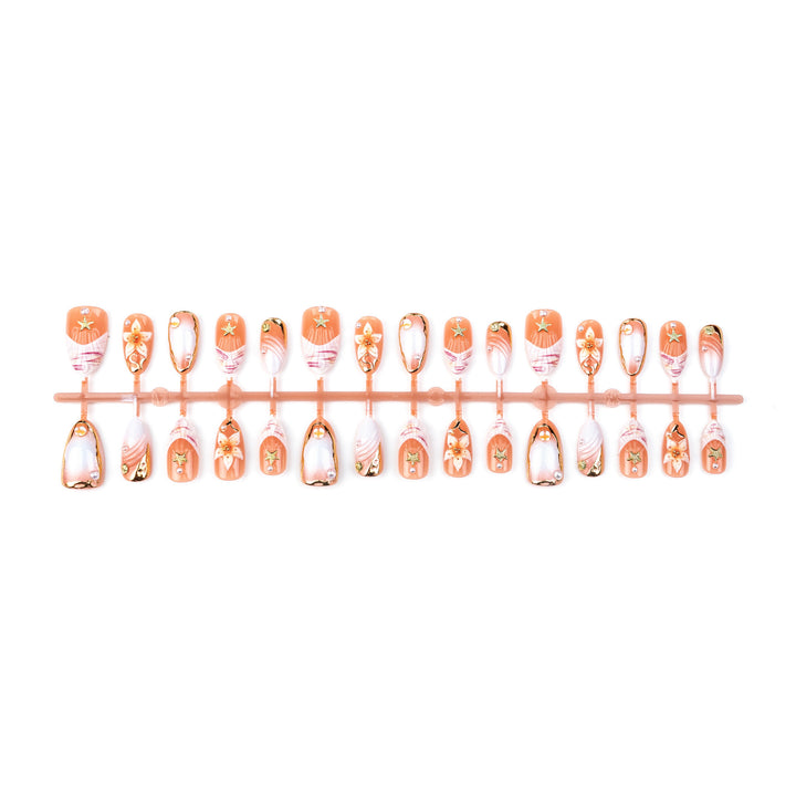 Artificial nail set with delicate flower and glitter decorations Bowlift