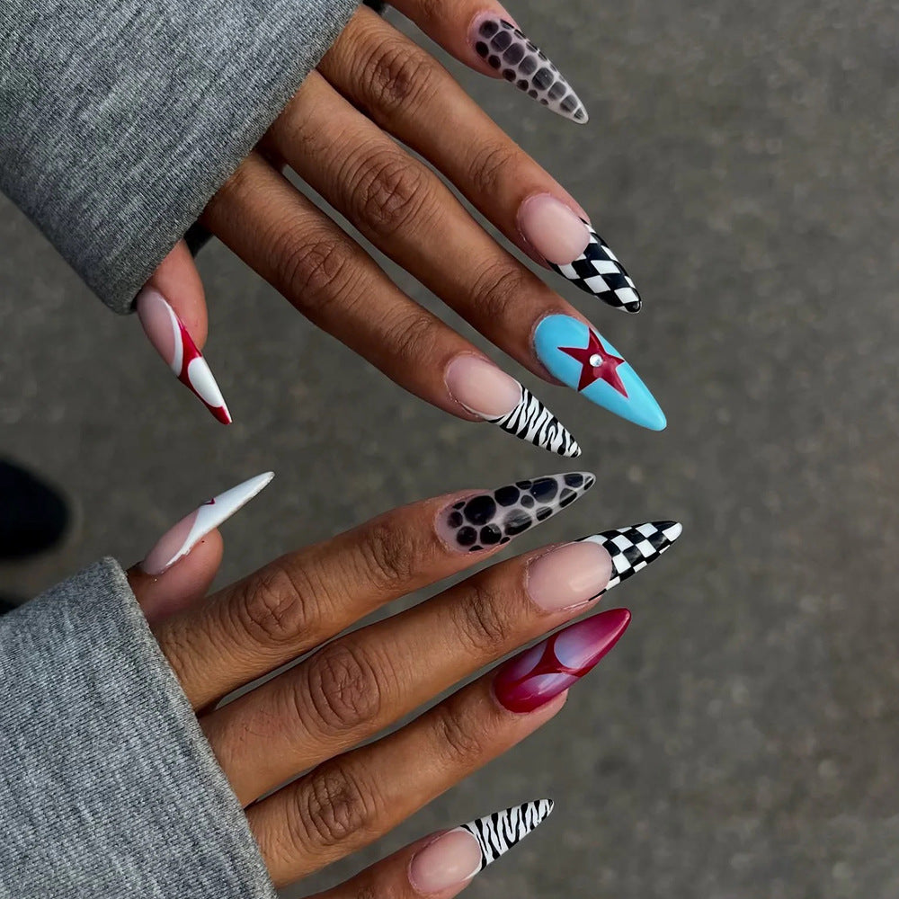 Animal-Inspired Press-On Nail Art Set Bowlift