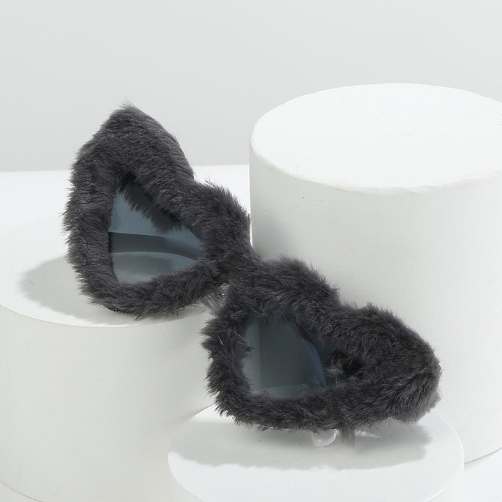 Heart-Shaped Faux Fur Frame Sunglasses Bowlift