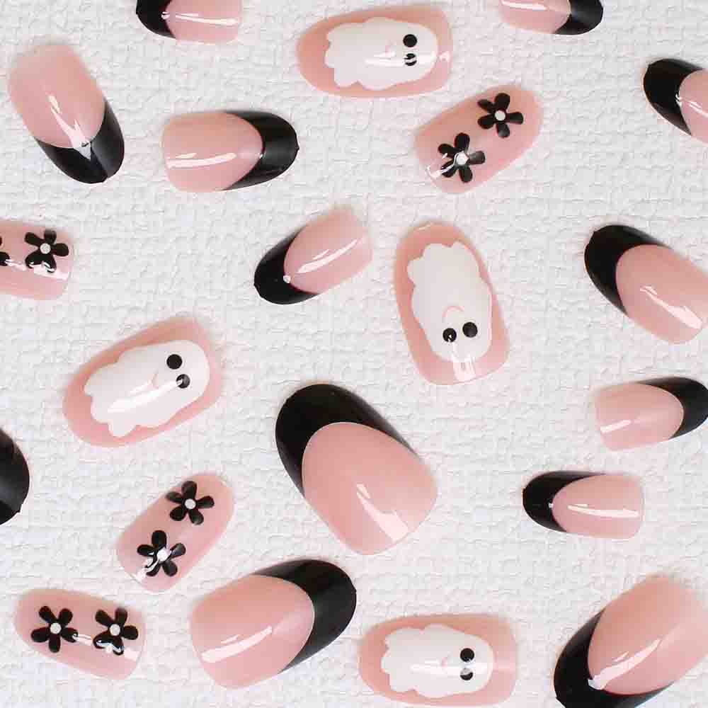 Artistic Halloween-Themed Press-On Nail Art Bowlift