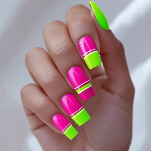 Creative artistic nails with geometric color effect Bowlift