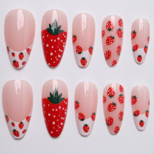Artificial nails with strawberry design Bowlift