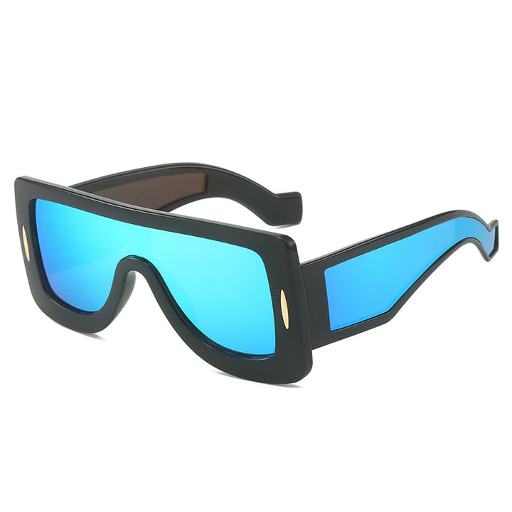 Ladies futuristic oversized sunglasses Bowlift