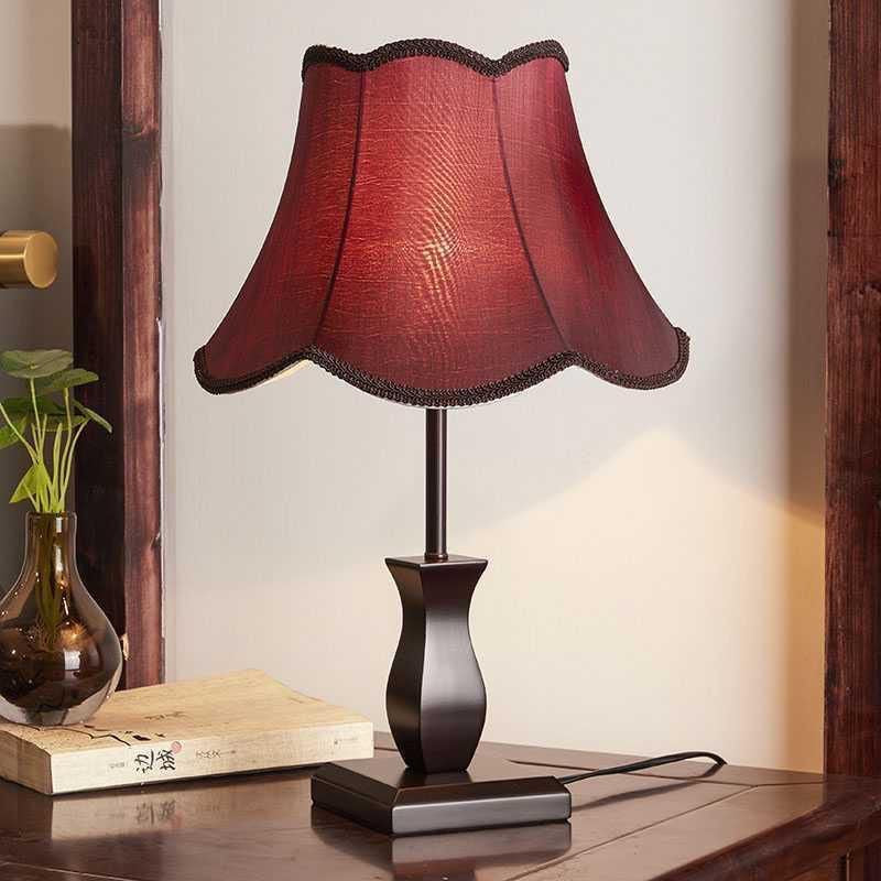 Elegant Fabric Shade Table Lamp