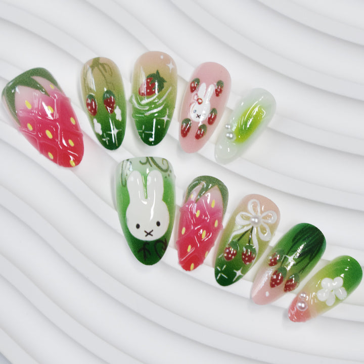Creative Strawberry-Themed Press-On Nails Bowlift
