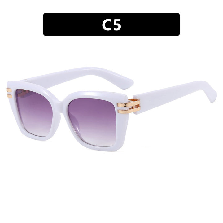 Women stylish oversized sunglasses with luxurious details Bowlift