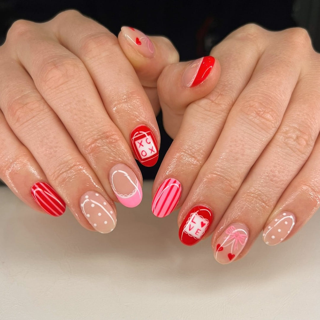 Festive Nail Art Design Bowlift