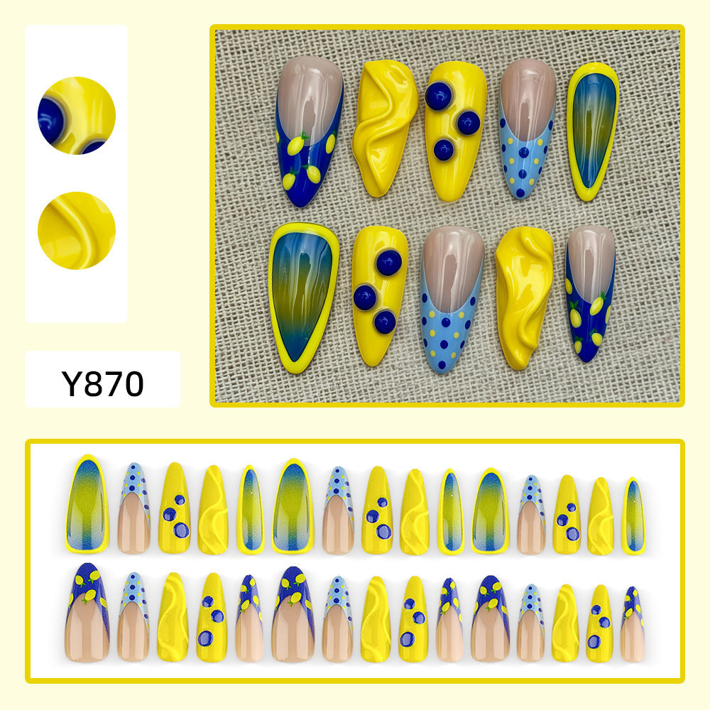 Artificial Nails in Creative Design Bowlift