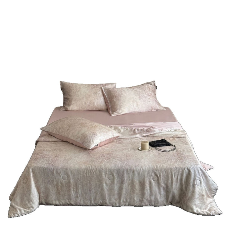 Premium bed set with floral relief structure, fitted sheet & quilted coverlet