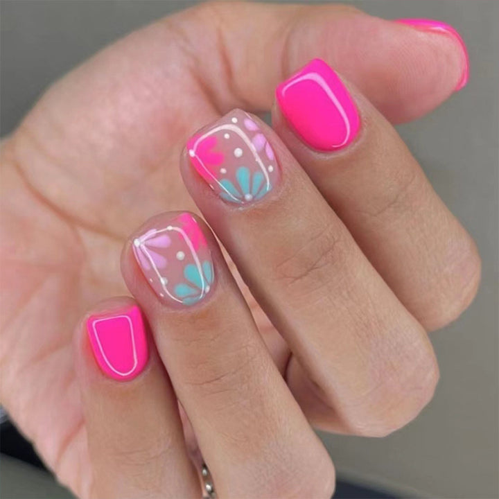 Artistic Floral Gel Nail Design Bowlift