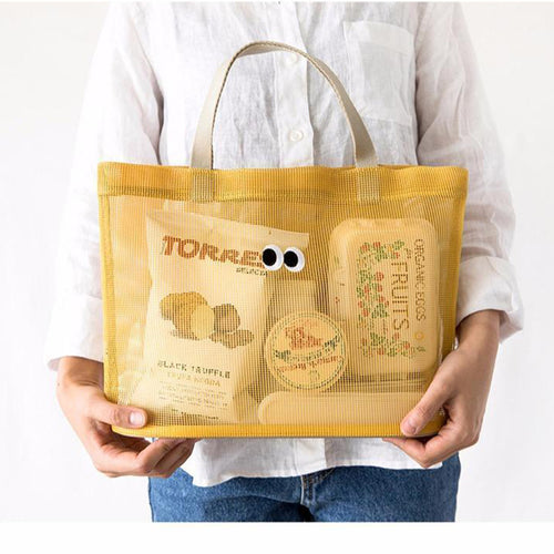 Practical beach bag with mesh structure Bowlift