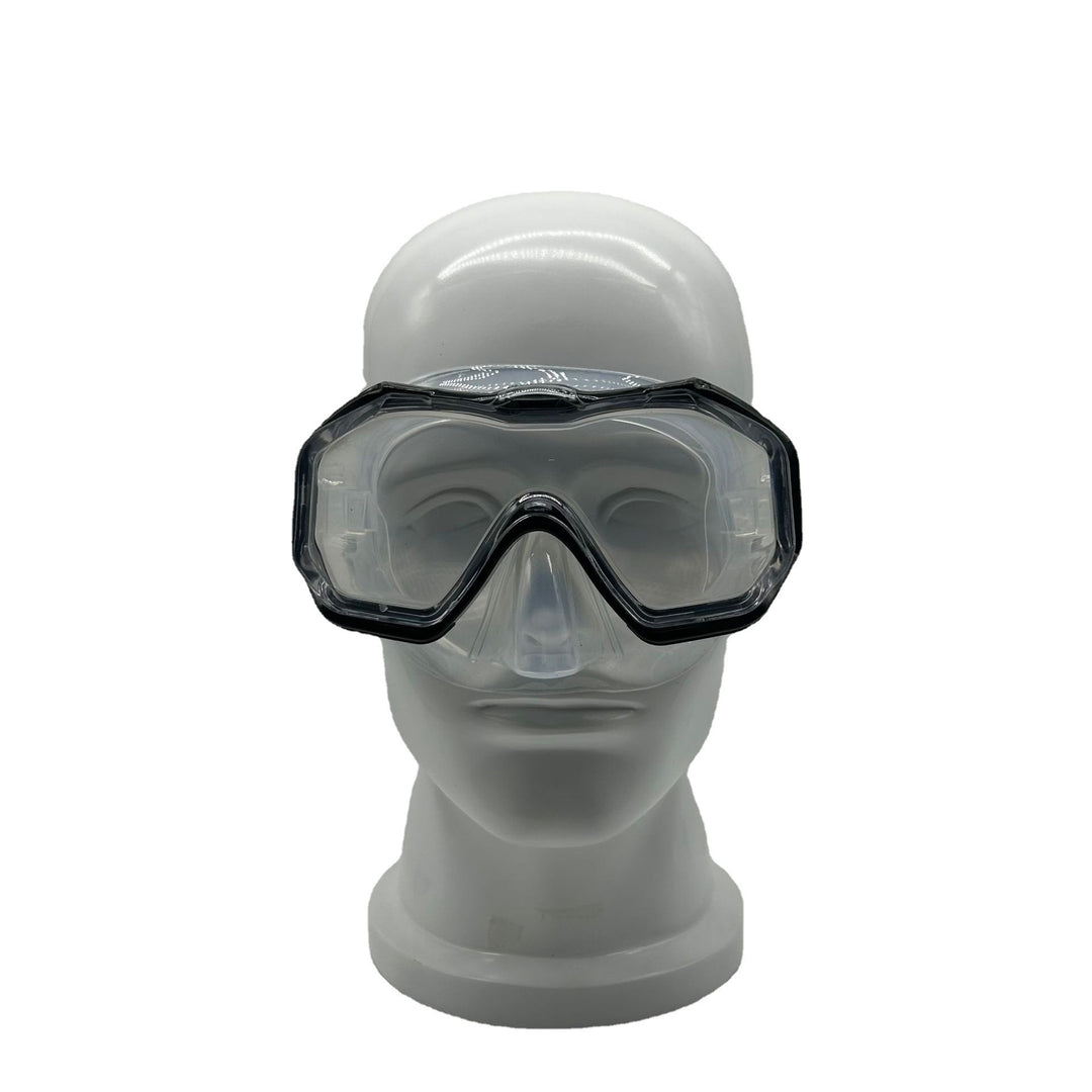Diving mask with wide field of vision and anti-fog technology Bowlift