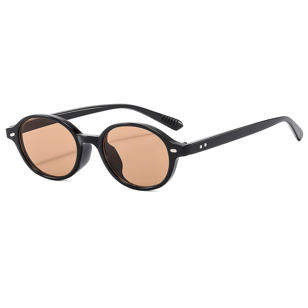 Ladies stylish and contemporary sunglasses in oval design Bowlift