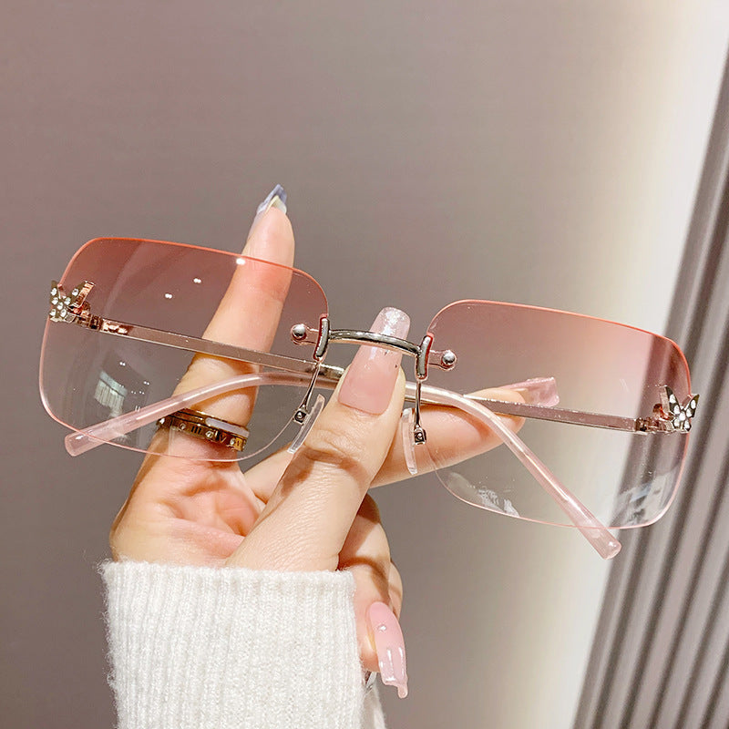 Women elegant oversized sunglasses with woven golden frame Bowlift