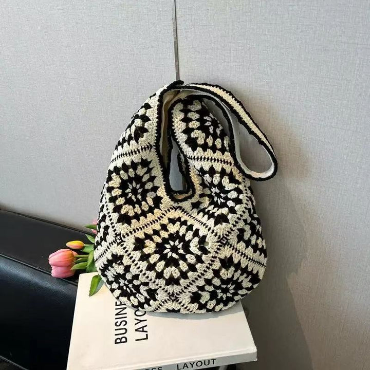 Hand-knotted shoulder bag with unique floral pattern Bowlift