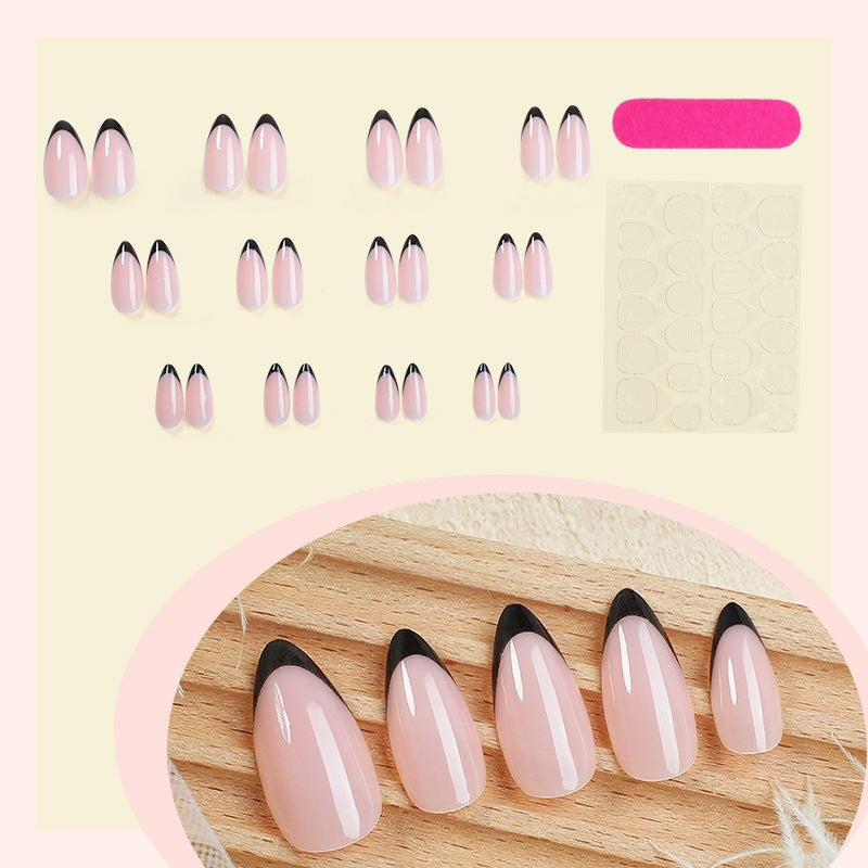 Artificial nail set with elegant black and white lace design Bowlift
