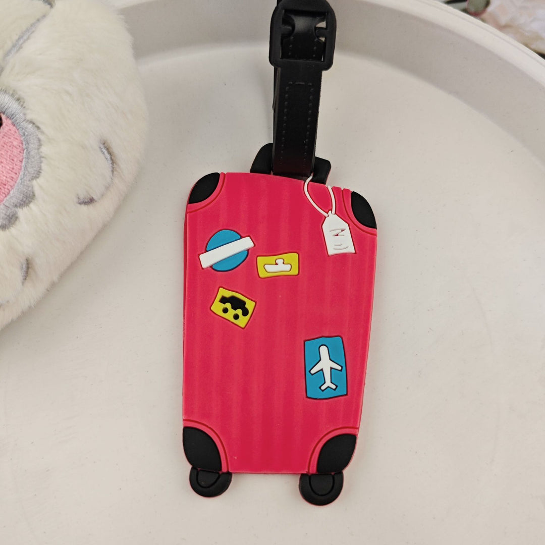 Unisex luggage tag in playful suitcase design Bowlift
