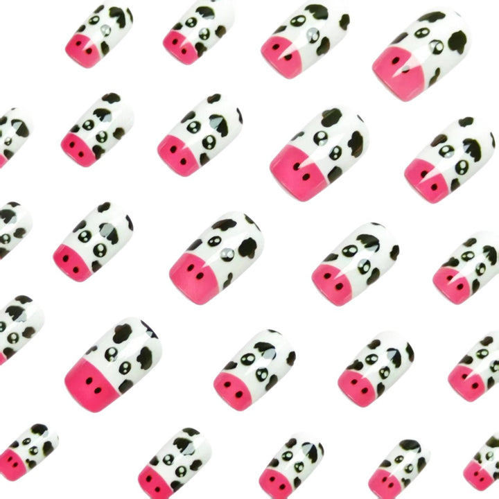 Playful Cow-Themed Nail Art Bowlift