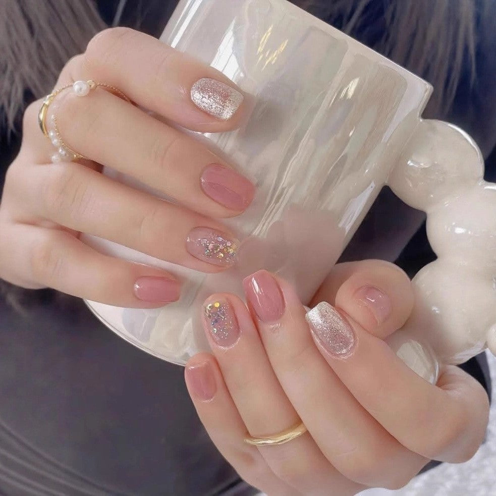 Acrylic nail set with glitter and gradient effects Bowlift