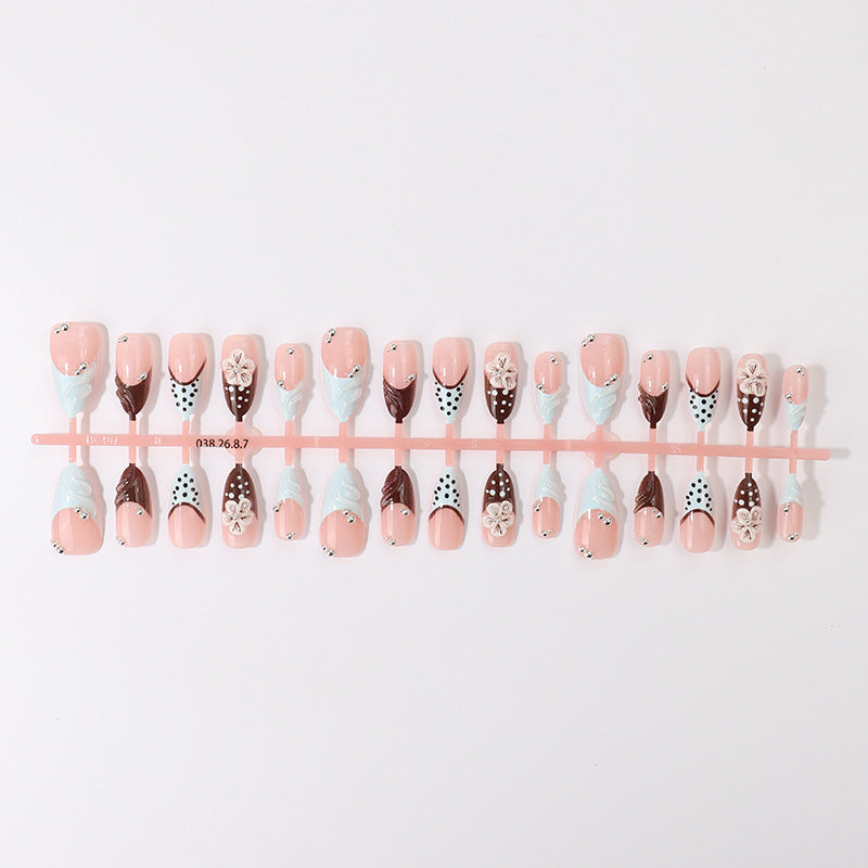 Decorative Press-On Nail Art Set Bowlift