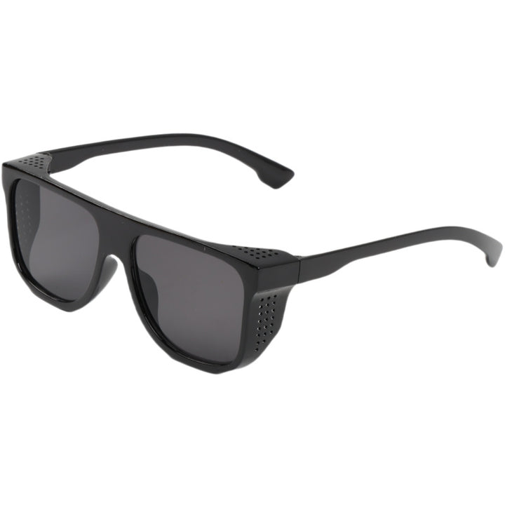 Women's fashionable oversized sunglasses with unique accent Bowlift