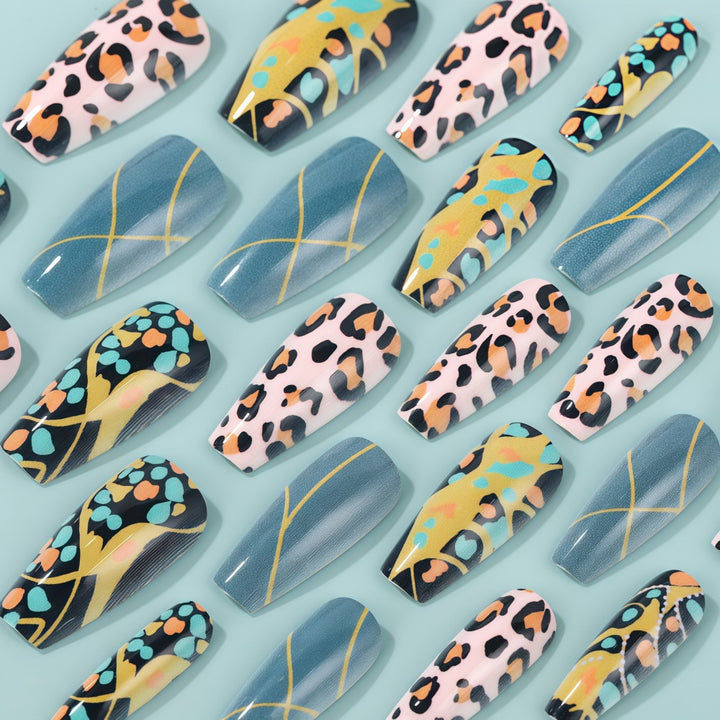 Creative artificial nails in modern animal print design Bowlift