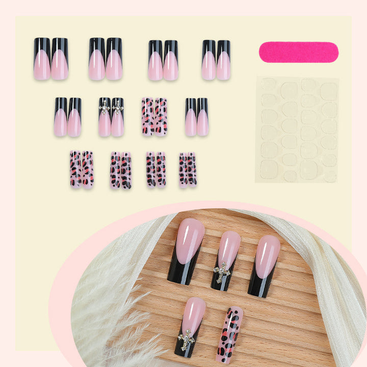 Artificial nail set with aesthetic accents and elegant designs Bowlift