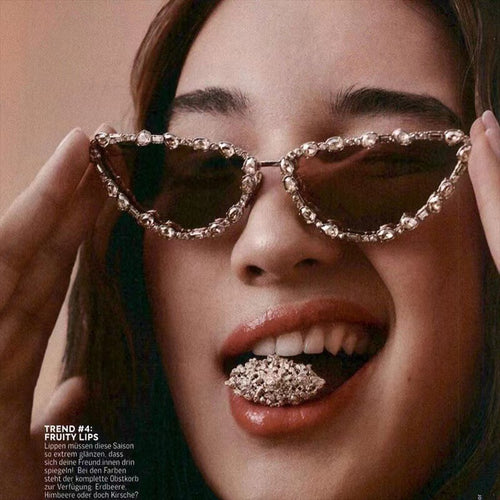 Ladies Glamorous Cat-Eye Sunglasses with Sparkling Rhinestone Details Bowlift