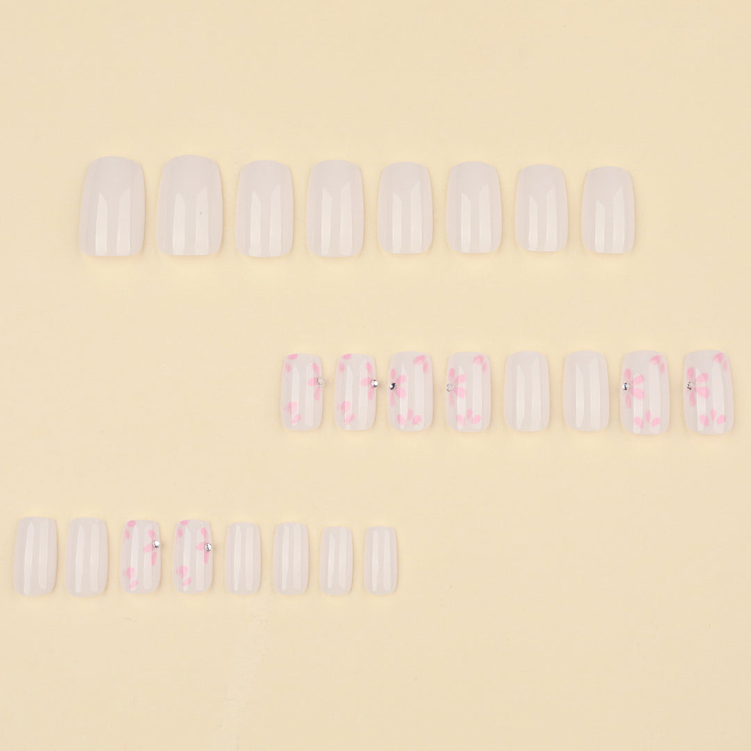 Artful Nail Art with Delicate Flower Patterns Bowlift